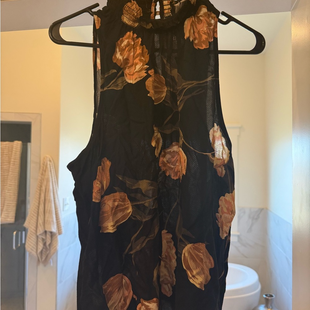 Nice woman’s dress top